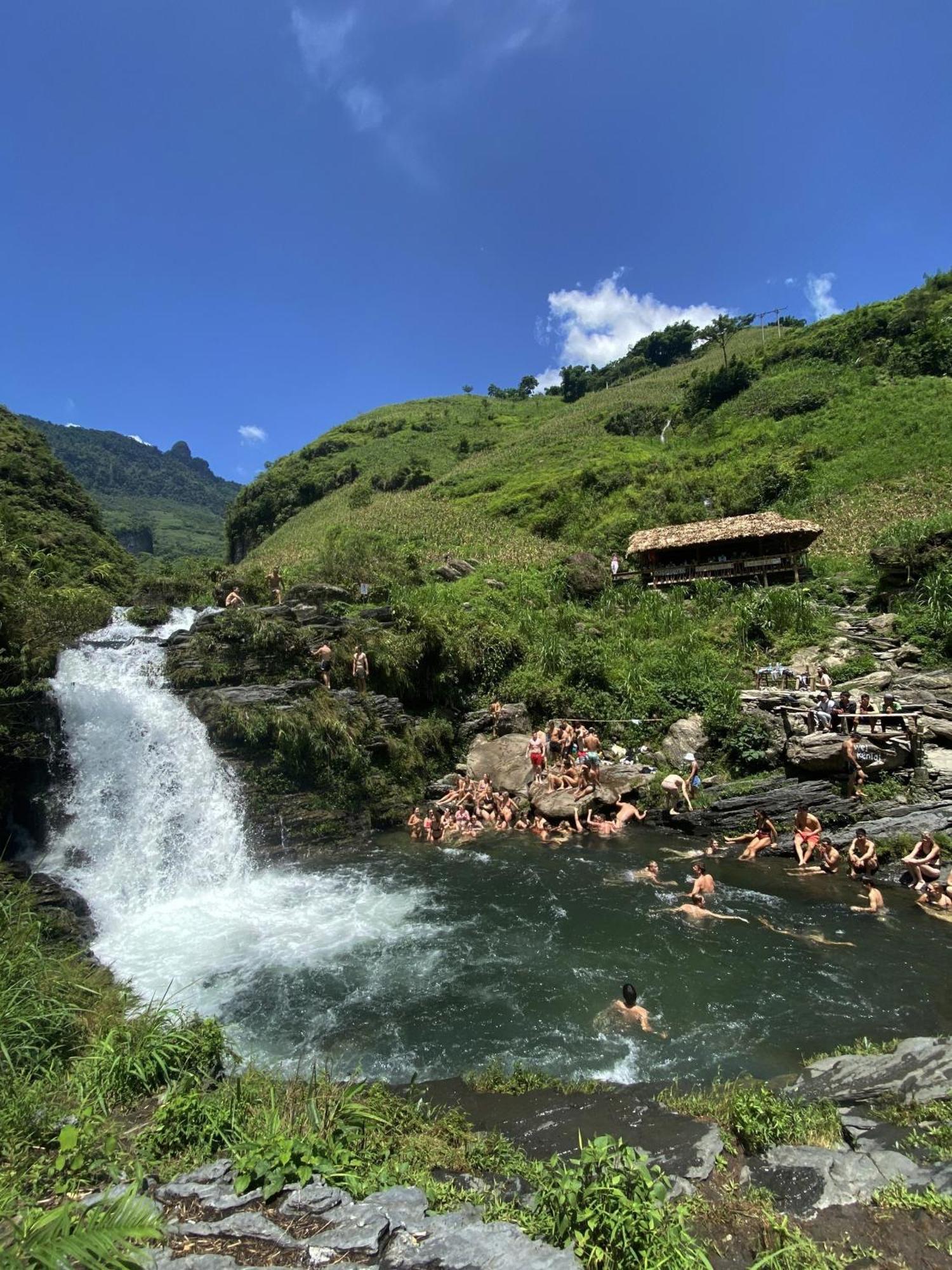 Homestay Du Gia View *